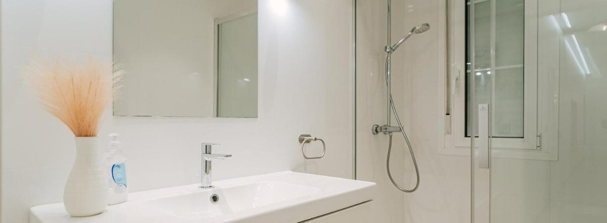 Lujoso Y Amplio Apartamento Con Parking Incluido León Exterior foto