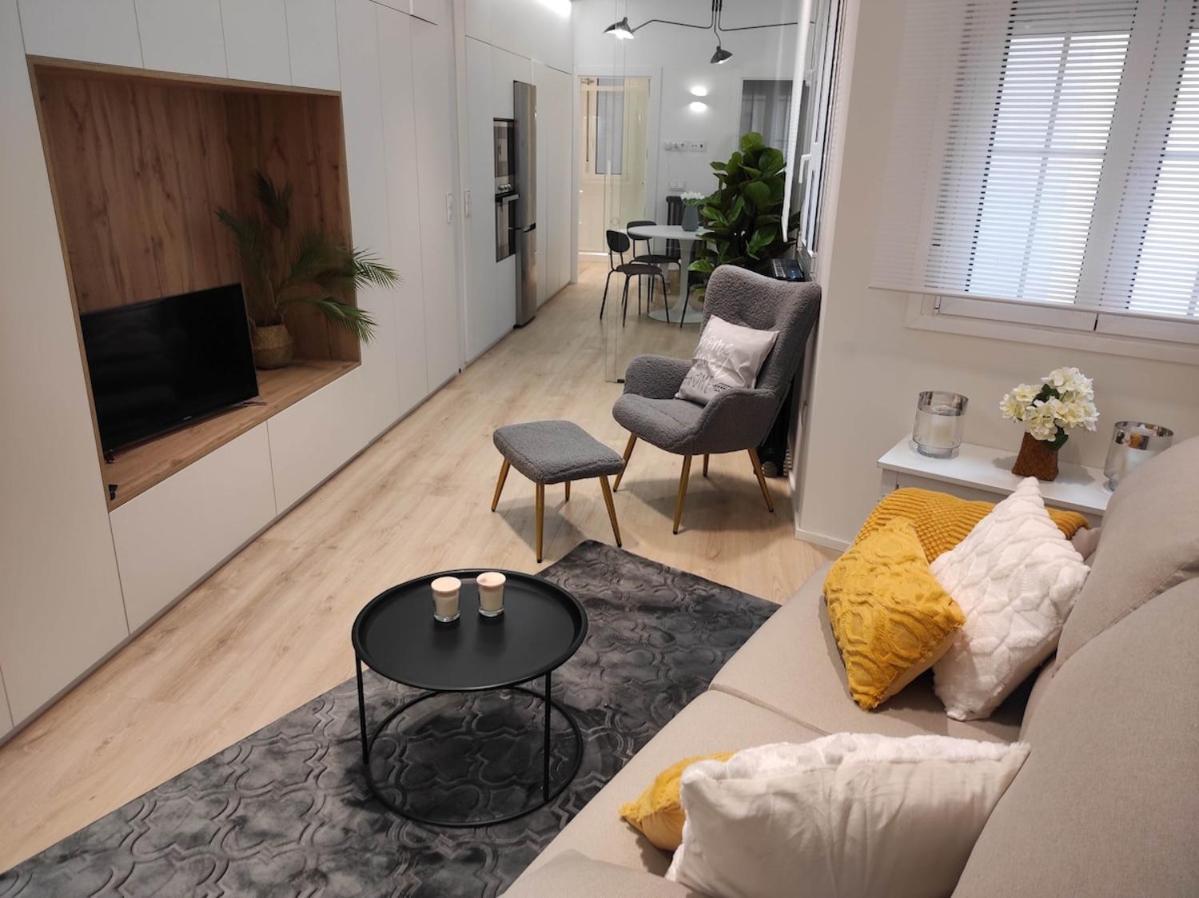 Lujoso Y Amplio Apartamento Con Parking Incluido León Exterior foto